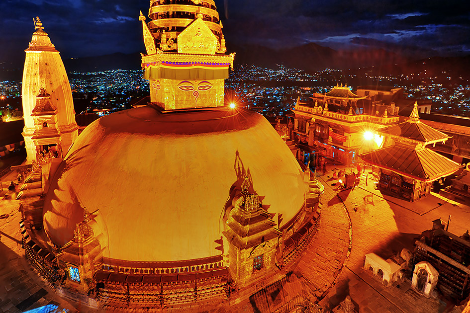 http://meditation-portal.com/wp-content/uploads/2014/10/35nepal100kathmandu810swayambhunath290night_swayambhunath_1.jpg