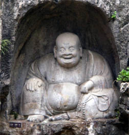смеющийся Будда